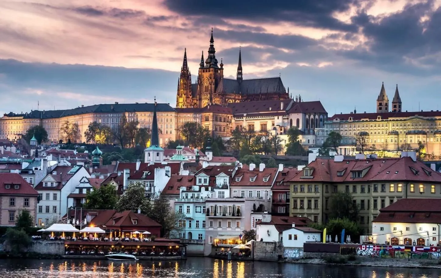 Duplex Apartment In Prague On Mala Stepanska 0*,